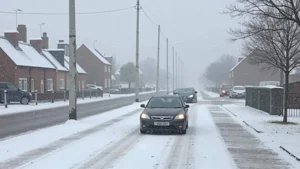 Heavy snow overnight could trap thousands in their homes by morning
