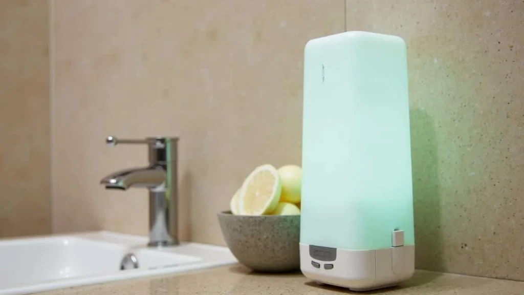 Hotel workers revealed the real reason your bathroom at home smells worse than theirs