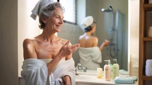 Doctors Now Say Seniors Over 60 Should Shower This Often—And It’s Not What You Think
